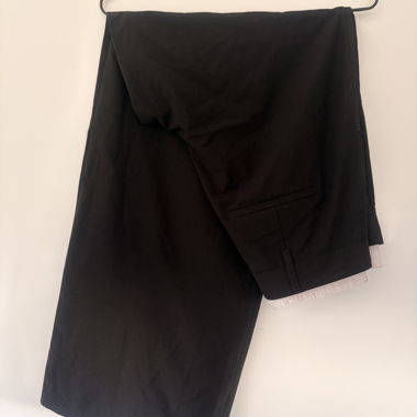 Pantalon noir Bershka avec ceinture blanche