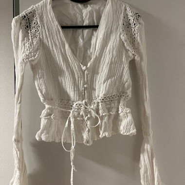 Blusa Guess in pizzo