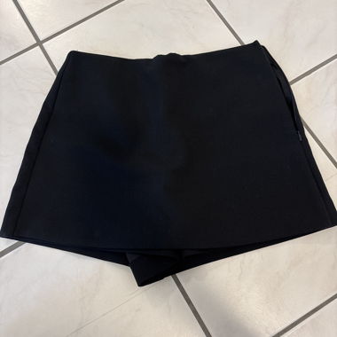 Schwarzer Skort