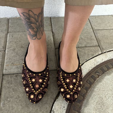 Decorated Slippers with Lace