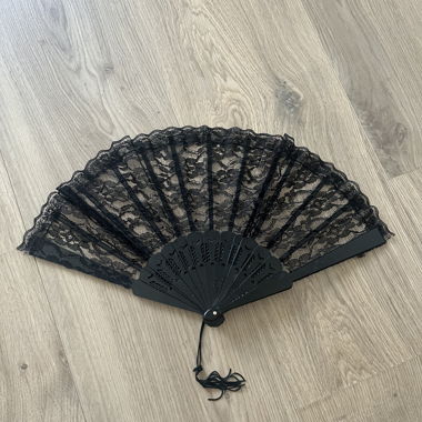 Ventaglio in pizzo nero