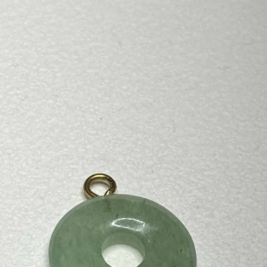Kleiner Jade Donut Kettenanhänger