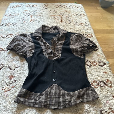 Checkered blouse top