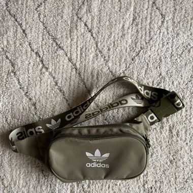 Adidas Bauchtasche