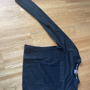 Sportshirt Stronger langarm