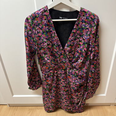 ZARA floral mini dress with V-neck