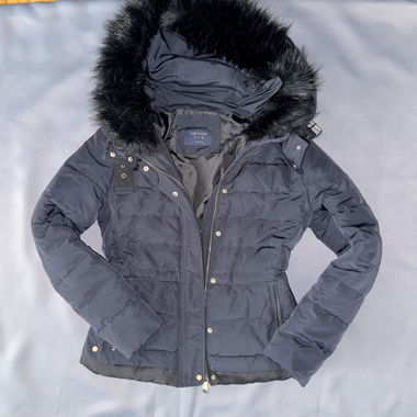 Zara Jacke