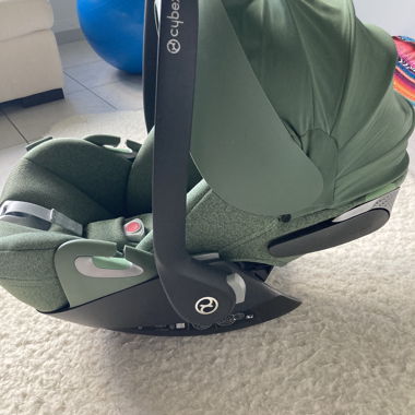 Cybex Cloud T i-Size Baby Carrier