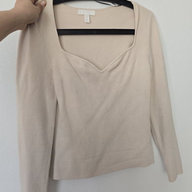 Cream Knit Sweetheart Top – H&M – Size M