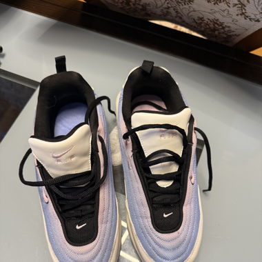 Schuhe 