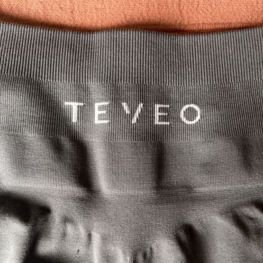 TEVEO SHORTS - GREY