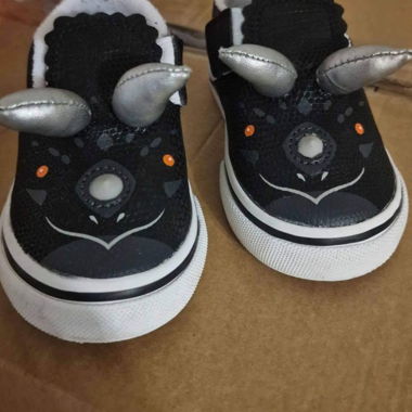 Baskets Vans Dino 