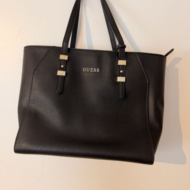 Tasche Guess