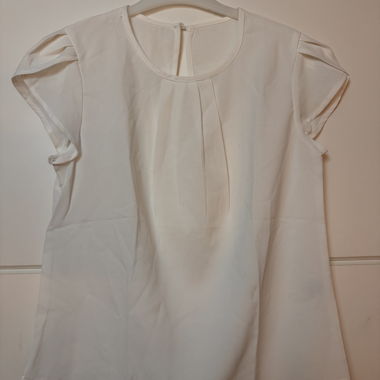 Blusa bianca a maniche corte, taglia S