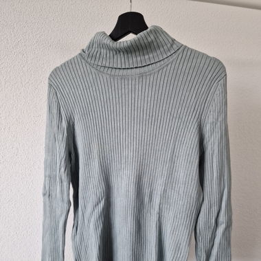 Maglione a collo alto