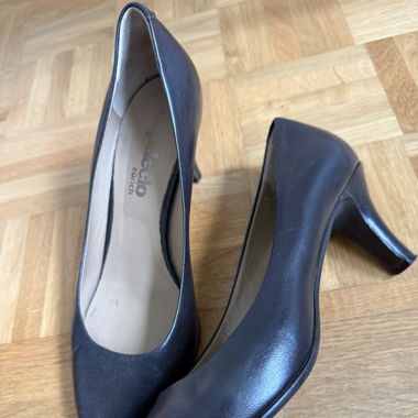 Leder Pumps