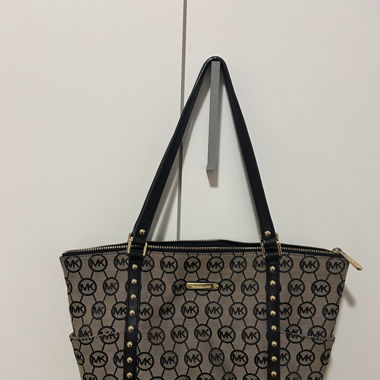 Women bag