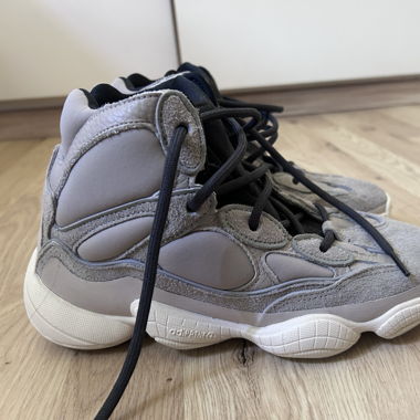 Yeezy 500 high 