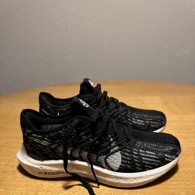 Chaussures de courses neuves taille 37,5