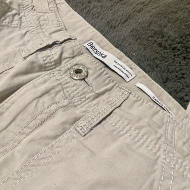 Pantalon cargo Bershka beige