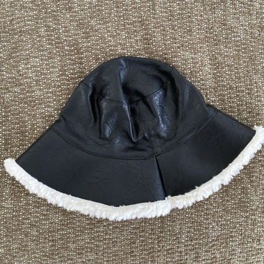 Bucket hat / bob, M