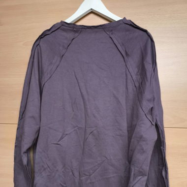Zwei Pullover ASOS mit offenen Nähten XS & S