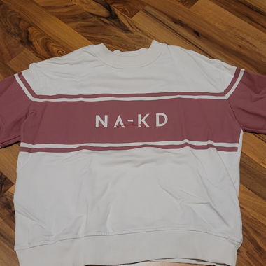 NA-KD pullover