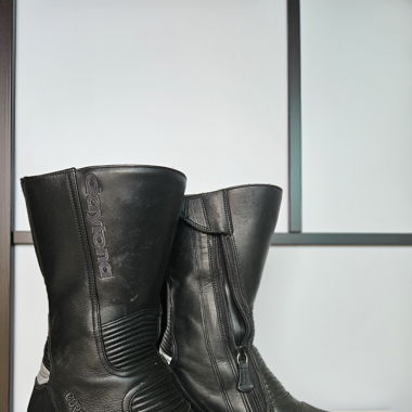 Motorradschuhe