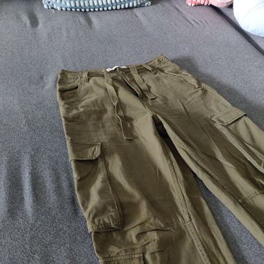 Kargo Hose von Bershka – Dunkelgrün,