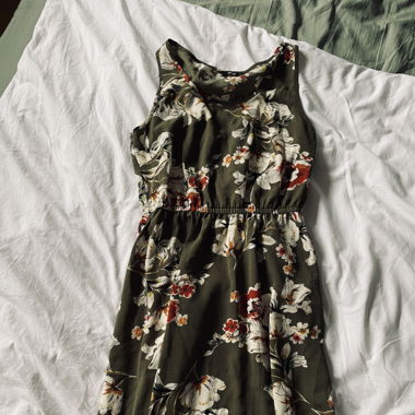 Grünes Kleid