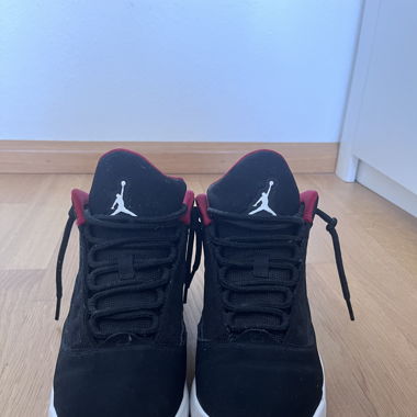 Jordan Sneakers