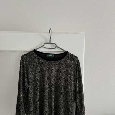 Schickes Langarmshirt Gr. LTop Zustan