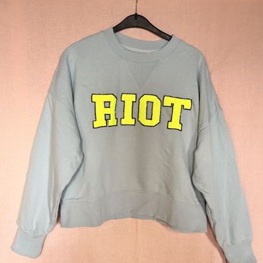 Pullover mit Pailletten Essentiel Antwerp 