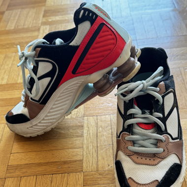 Nike Shox