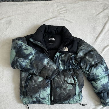 The North face puffer jacket 