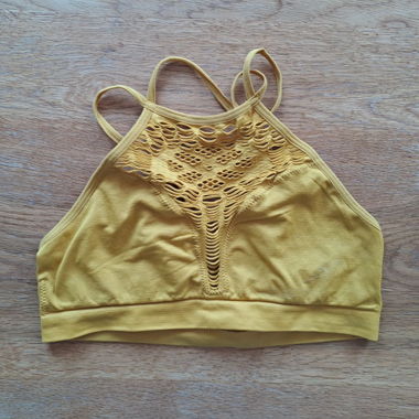 Bralette au Crochet à Col Montant