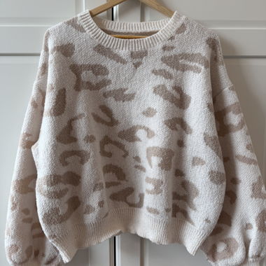 leopard print sweater
