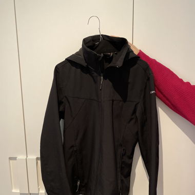 Rain jacket 