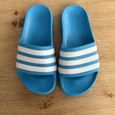 Adilette