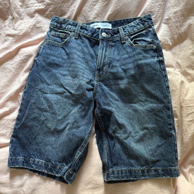 Bershka, Baggy - Short en denim, bleu foncé