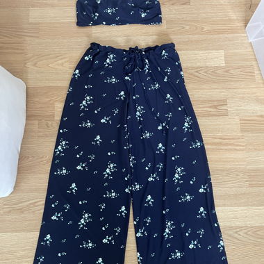 Ensemble floral bleu