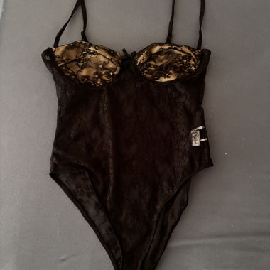 Spitzen-Bodysuit schwarz