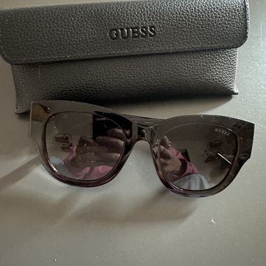 Guess Sonnenbrille