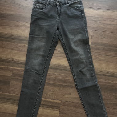 Graue Skinny Jeans (W27/L32)