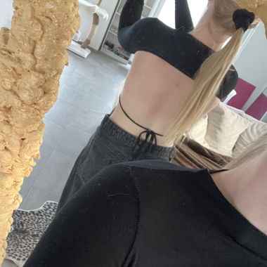 Backless sweater