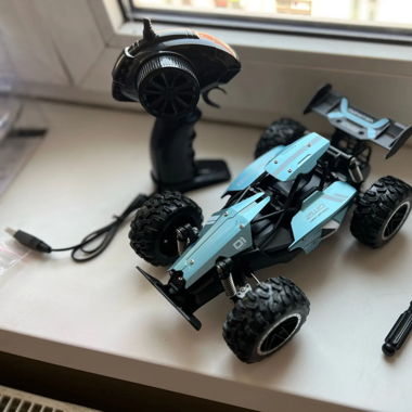 Blaues Ferngesteuertes Auto Buggy RC Car Spielzeug