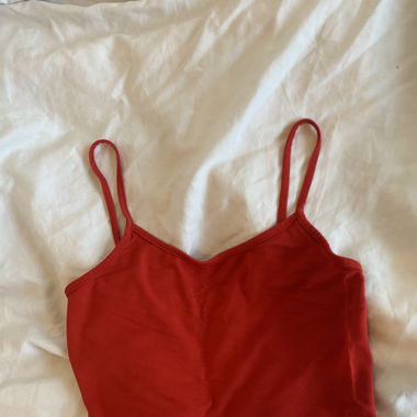 Top rouge
