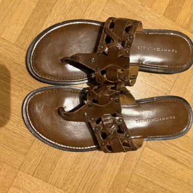 Sandales en cuir marron Tommy Hilfiger