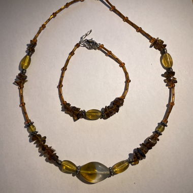 Collana e bracciale in ambra