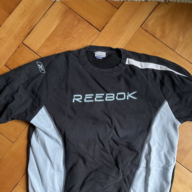 Reebok Sweater